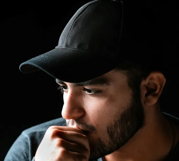 Pellicules de barbe : pourquoi tu en as et comment t'en débarrasser